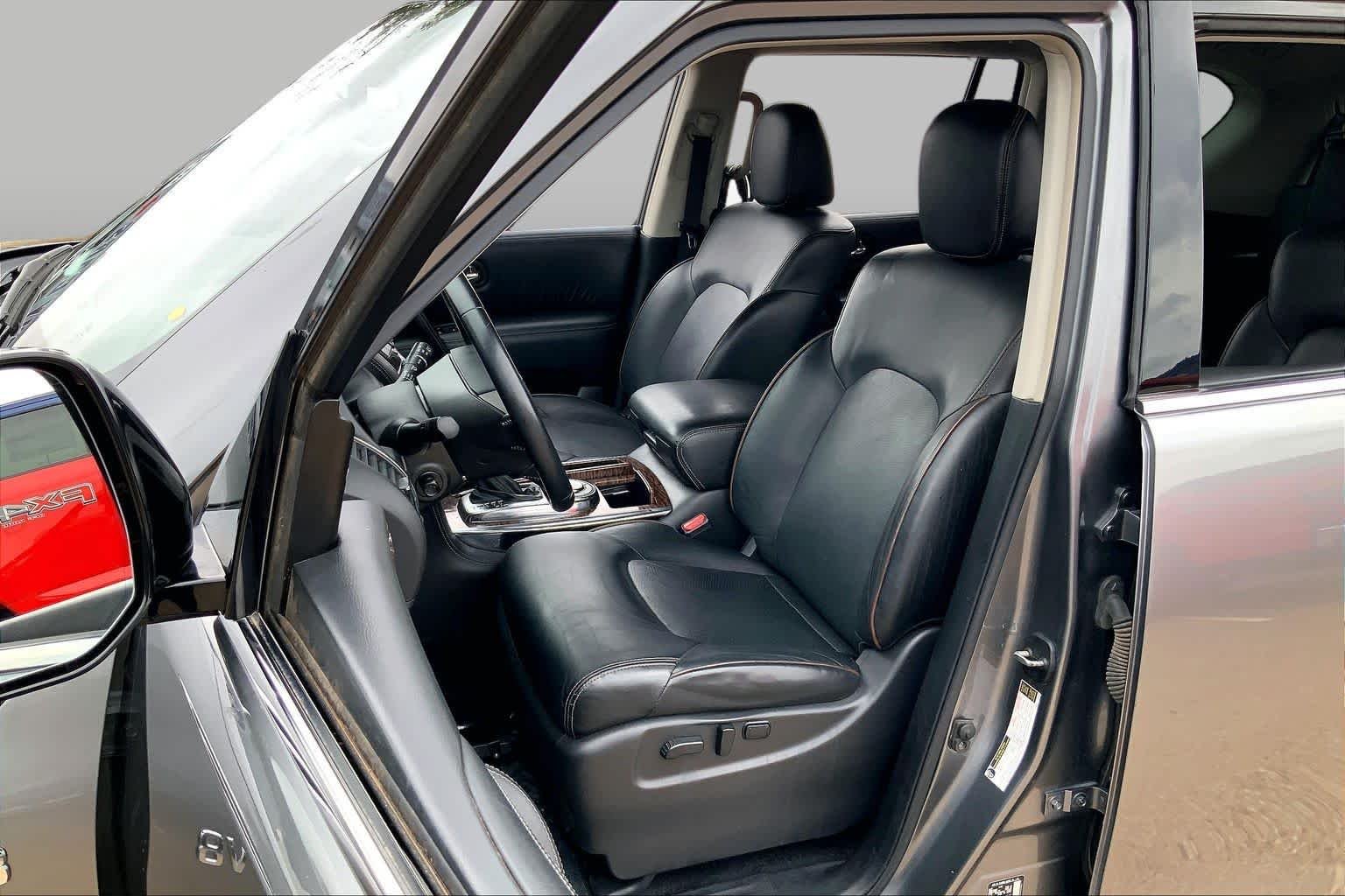 Used 2020 Gun Metallic Nissan SL image 8