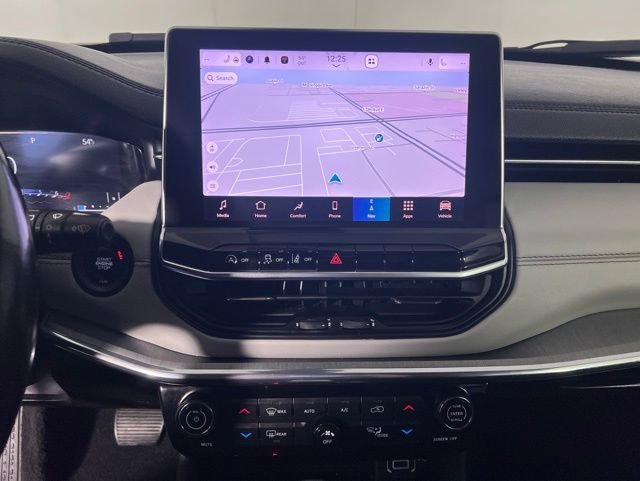 Certified Used 2022 Blue Jeep Limited image 18