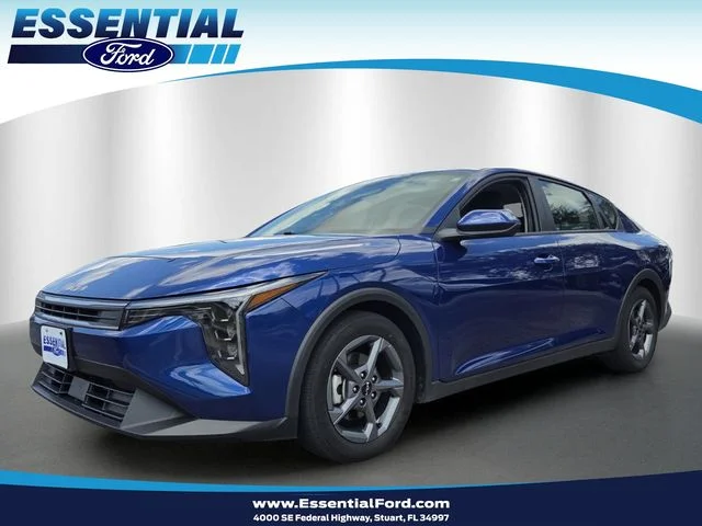 2025 Kia K4 LXS AT's photo