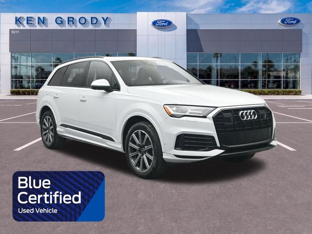 2022 Audi Q7 45 Premium Plus