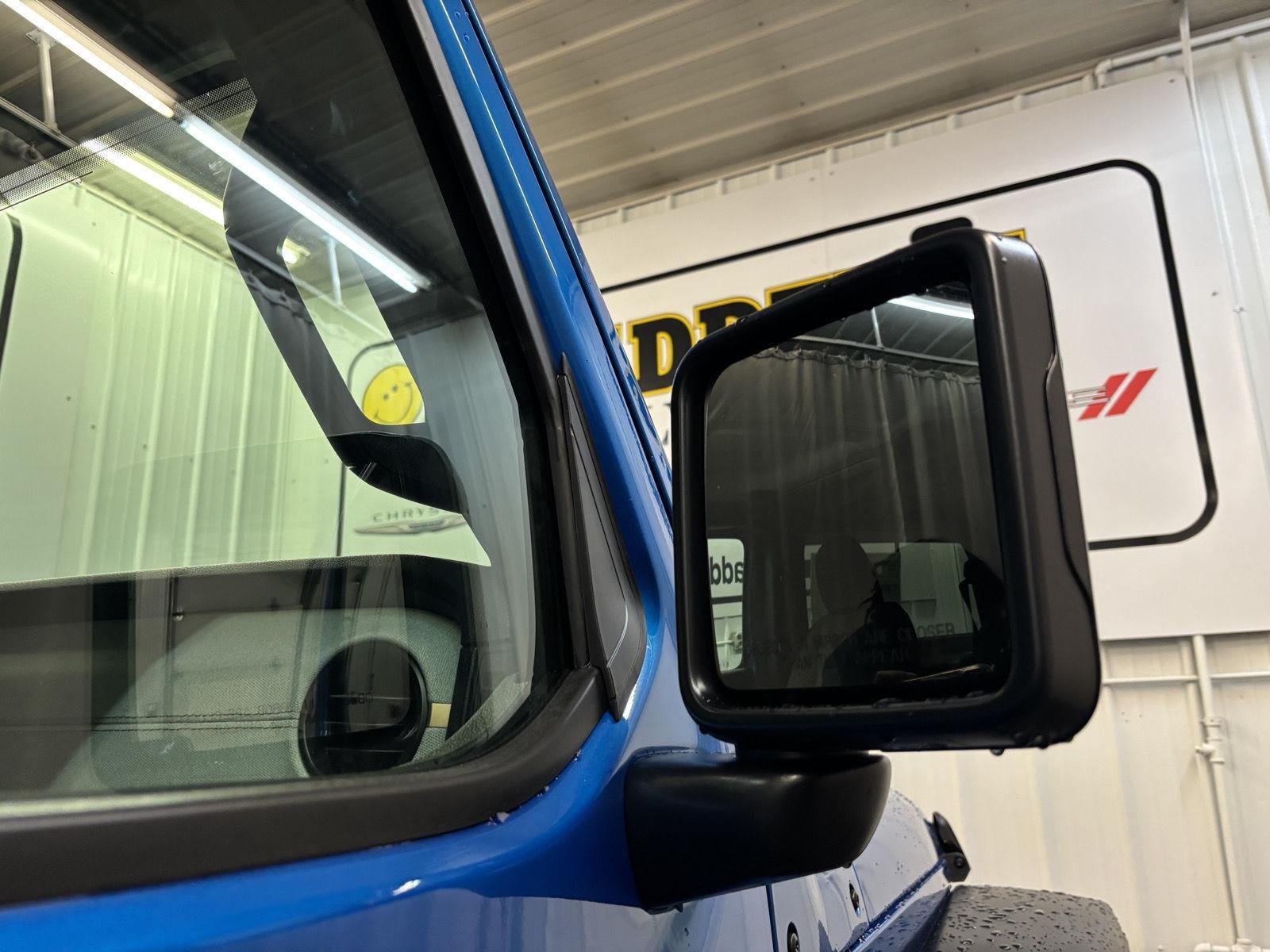 New 2026 Hydro Blue Pearl-Coat Exterior Paint Jeep Sport image 37