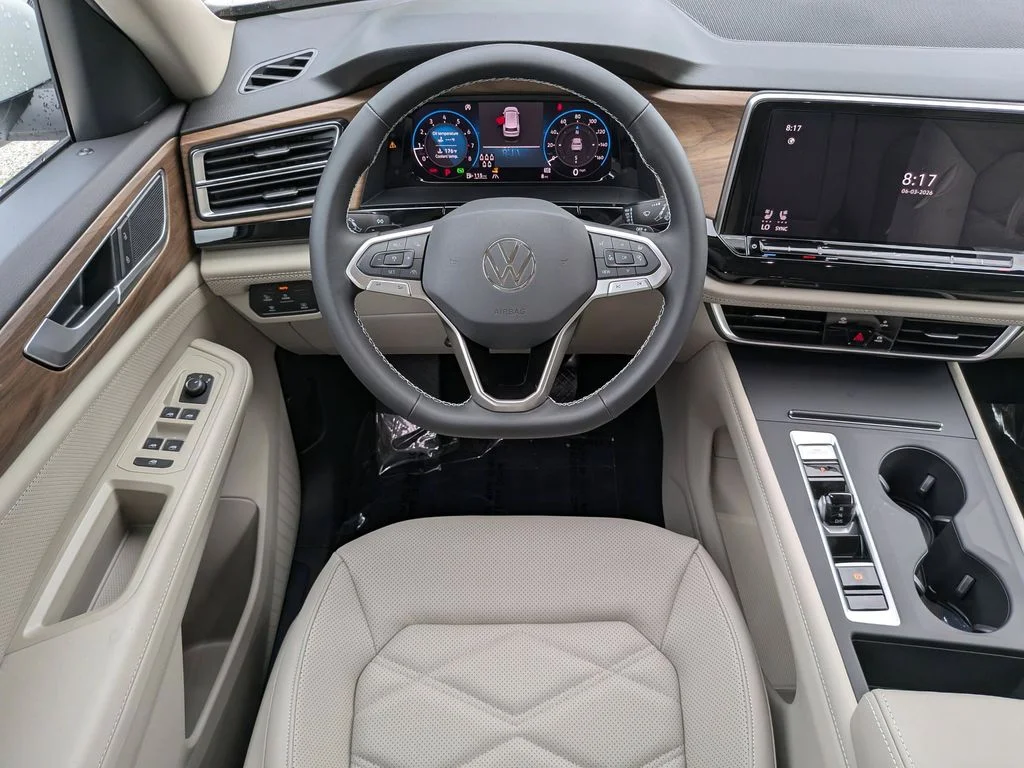 New 2026 White/off-white Volkswagen 2.0T SE image 11