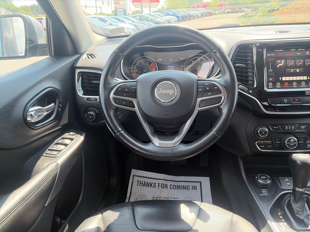 Used 2019 Silver Jeep Limited image 14