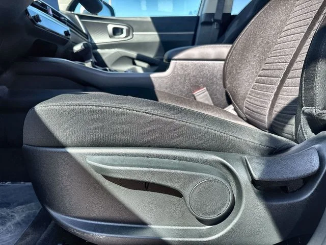 New 2026 Glacial White Pearl Kia LX image 16