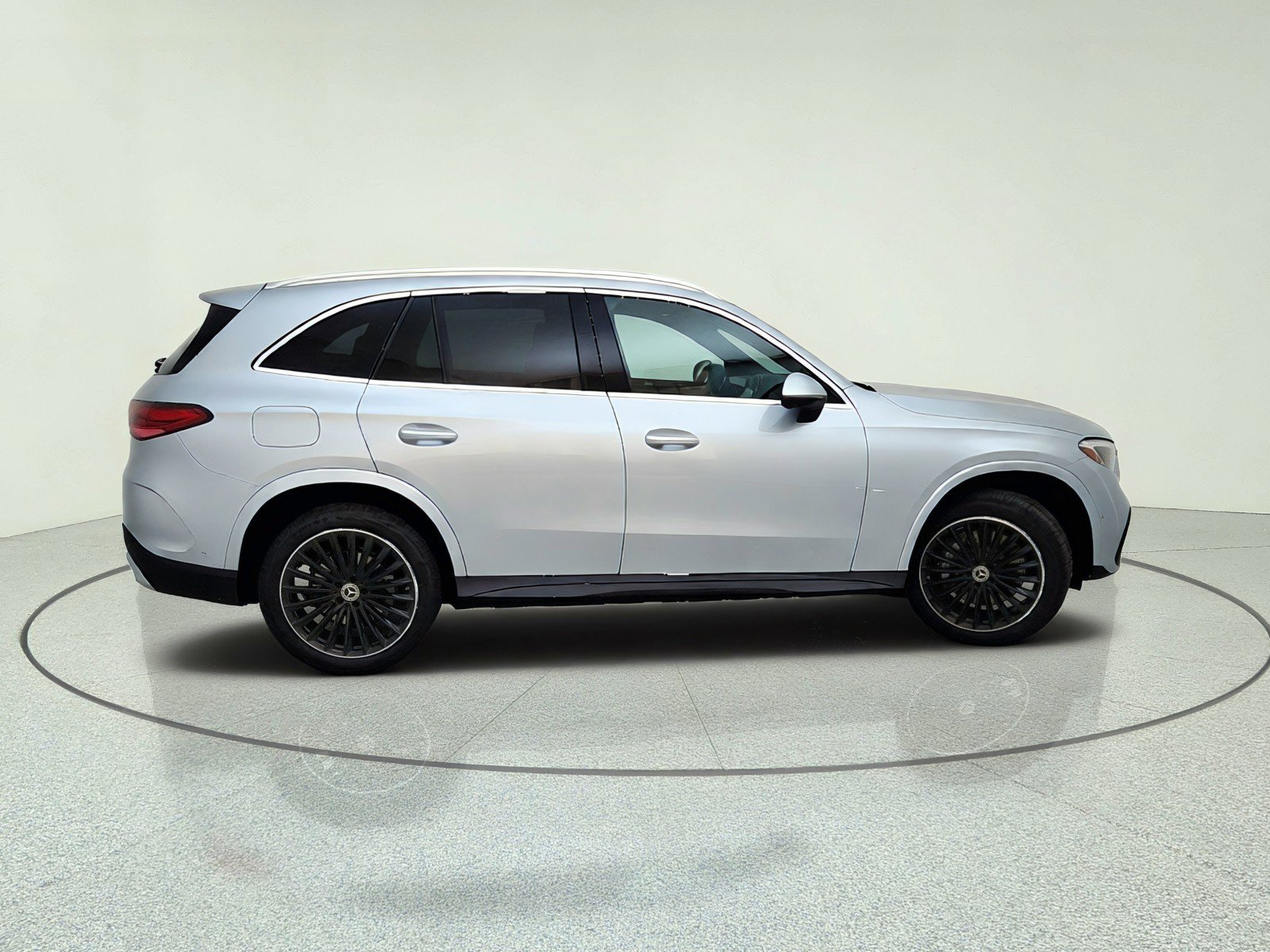 2026 Mercedes-Benz GLC Base - Photo 28