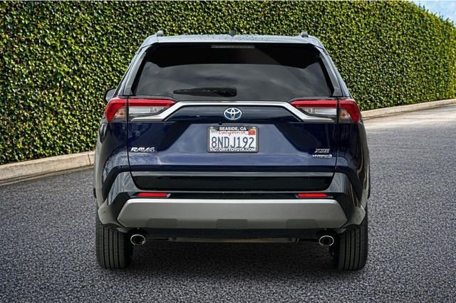 Used 2019 Black Toyota XSE image 5