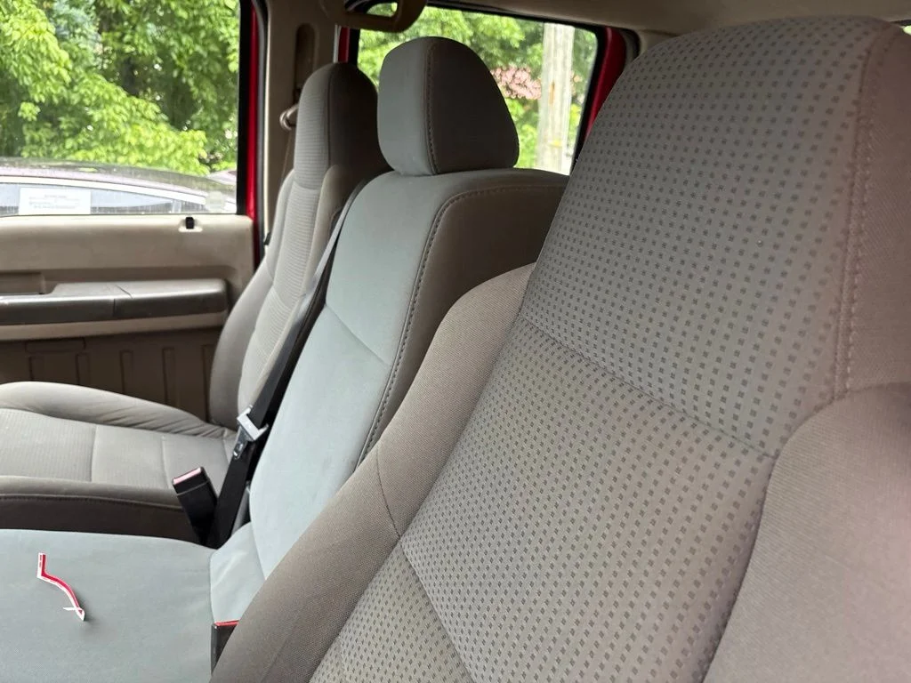 Used 2008  Ford XL image 9