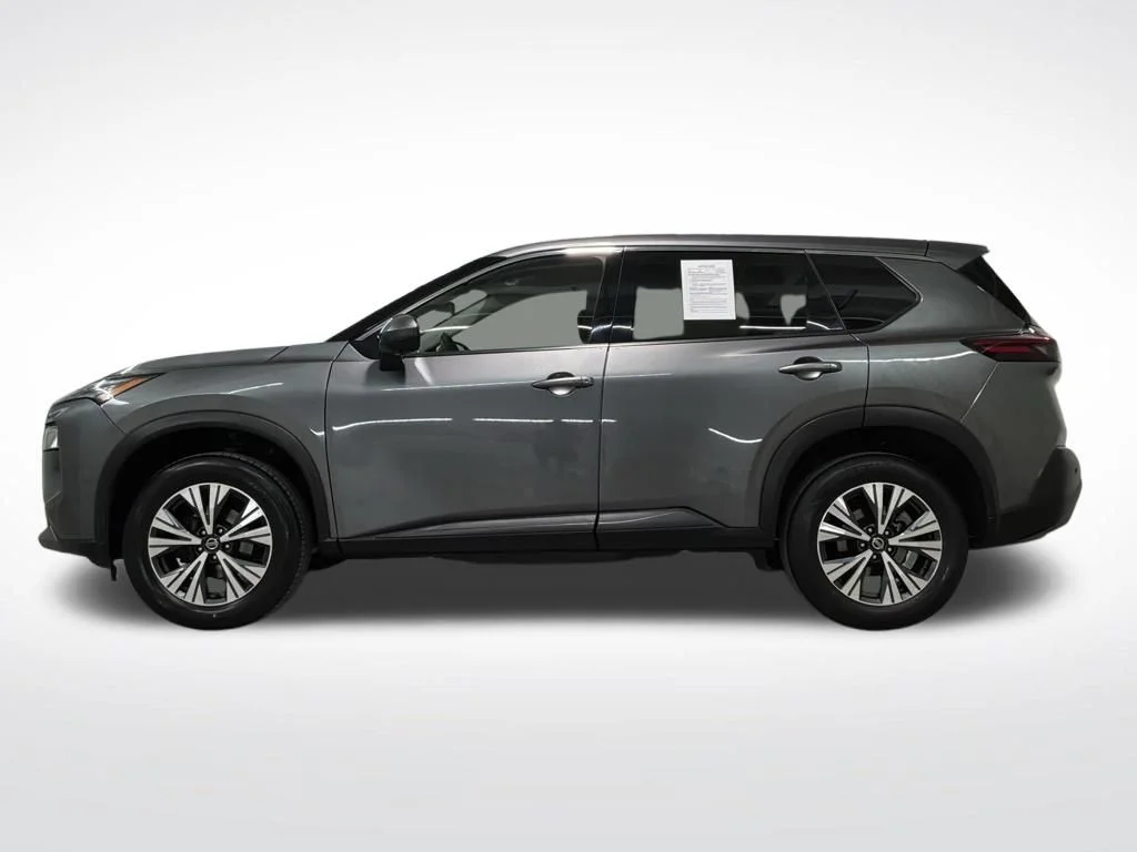 Used 2021 Gun Metallic Nissan SV image 27
