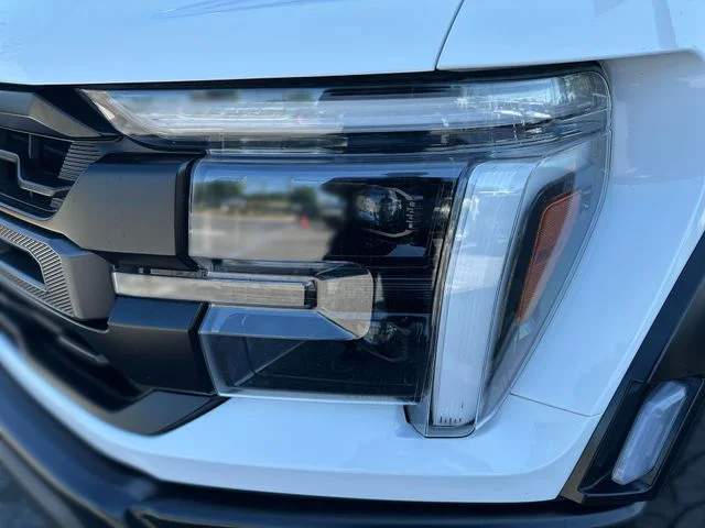 Used 2025 White Ford Raptor image 9