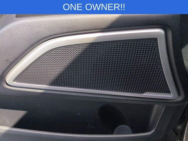 Used 2022 Green Kia EX image 27