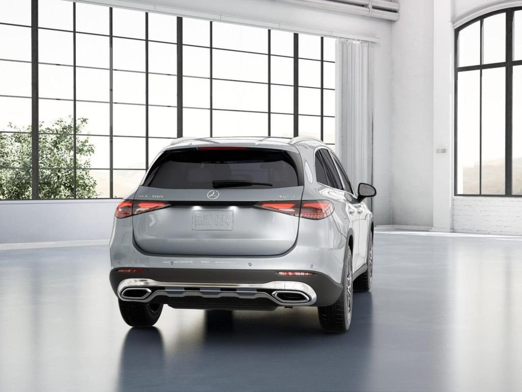 New 2027 Silver Mercedes-Benz GLC 300 image 24