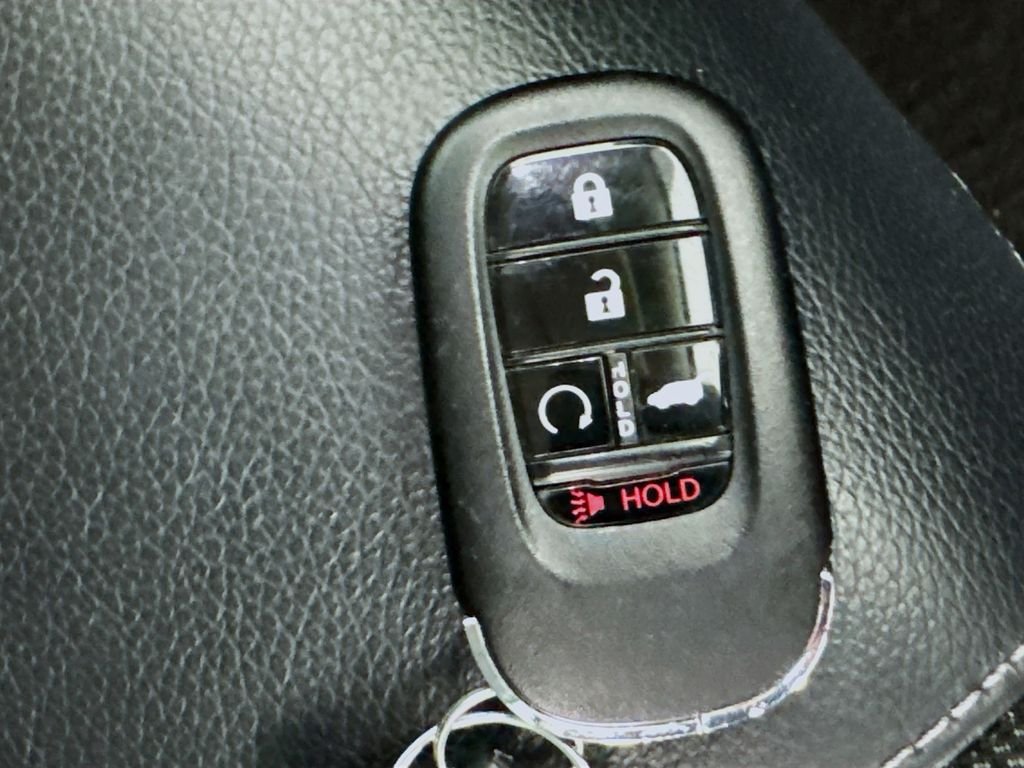 2023 Honda Pilot EX-L - Photo 40