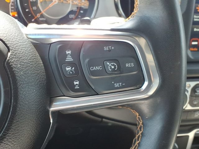 Used 2023  Jeep High Altitude image 24