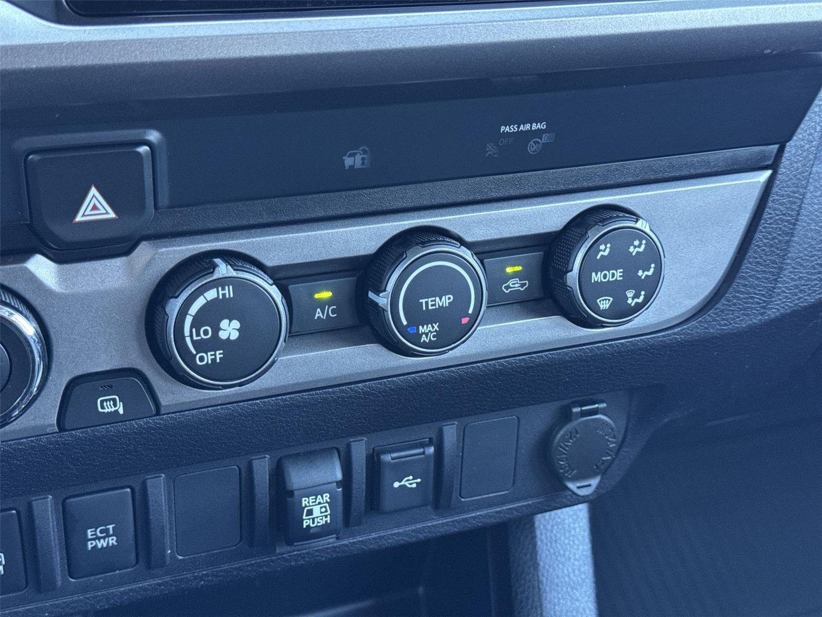 2020 Toyota Tacoma SR5 - Photo 20