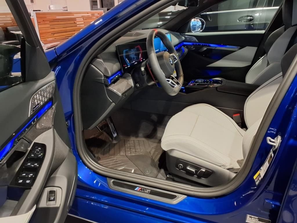 2026 BMW M5 M5 - Photo 13