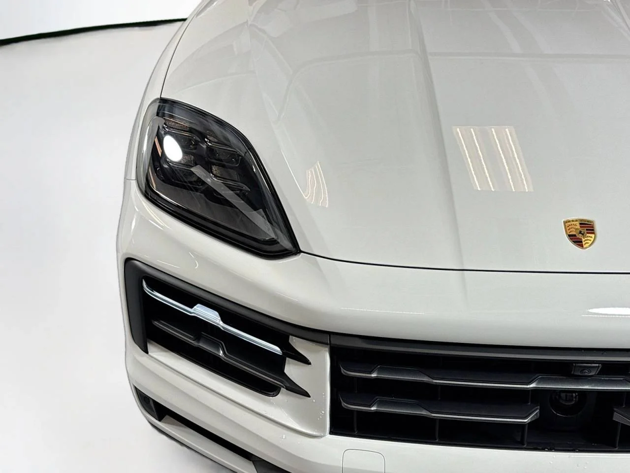 New 2026 White Porsche S image 27