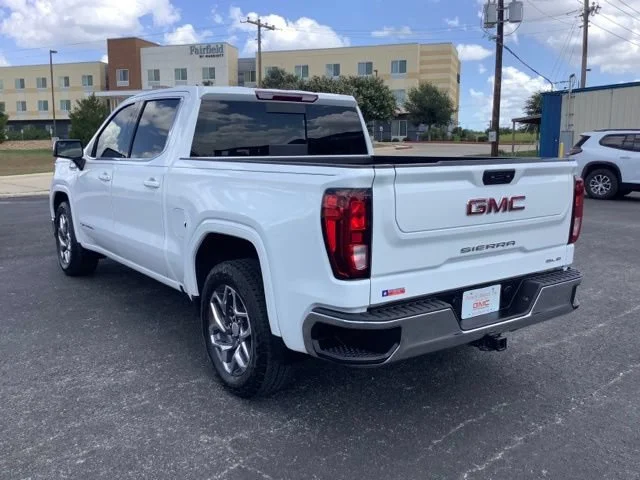 2025 GMC Sierra 1500 SLE - Photo 7