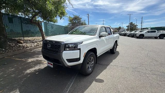 2026 Nissan Frontier SV Crew Cab 4X4 SWB's photo