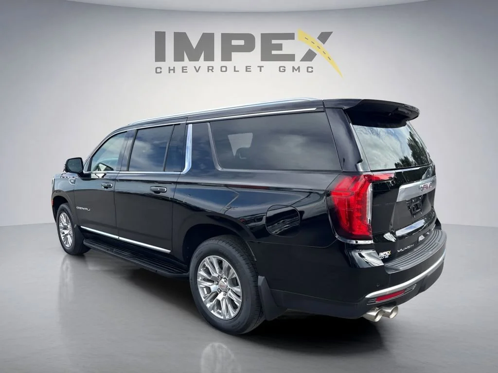 Used 2024 Onyx Black GMC Denali image 3