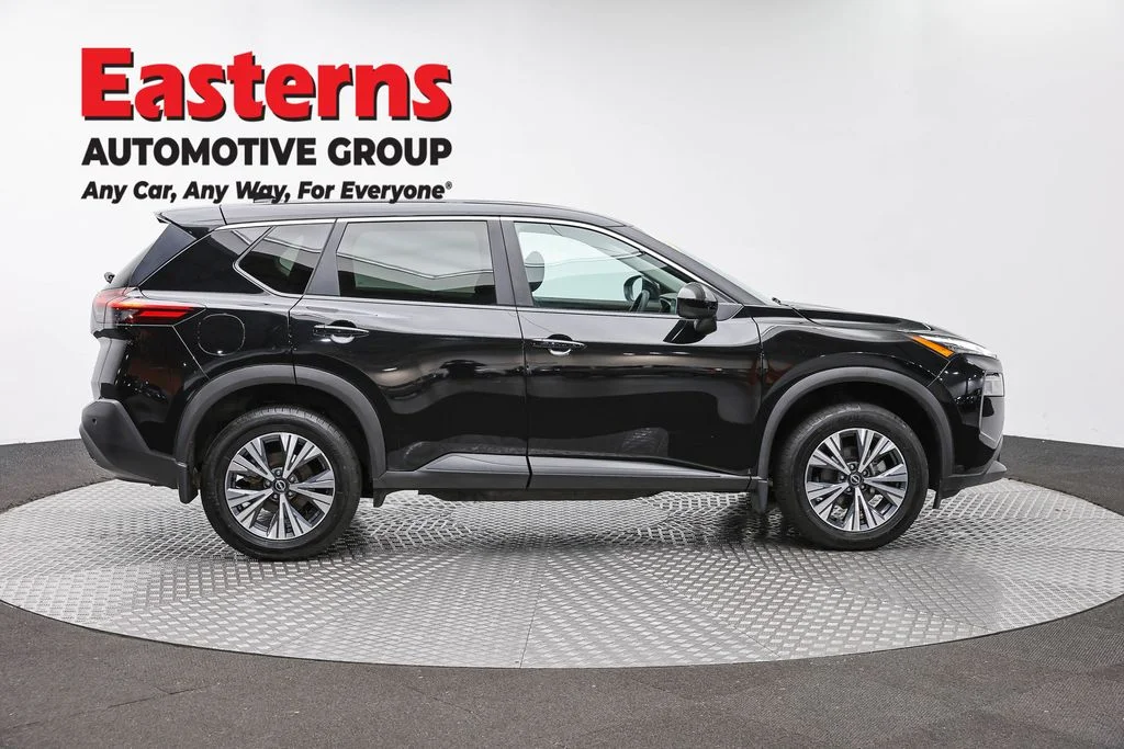 Used 2023 Black Nissan SV image 4