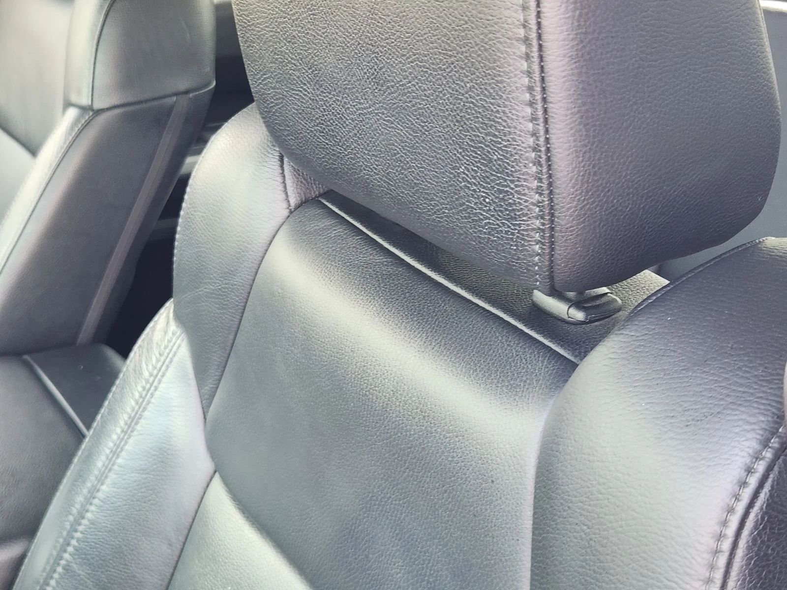 Used 2020 Blue Toyota SR5 image 14