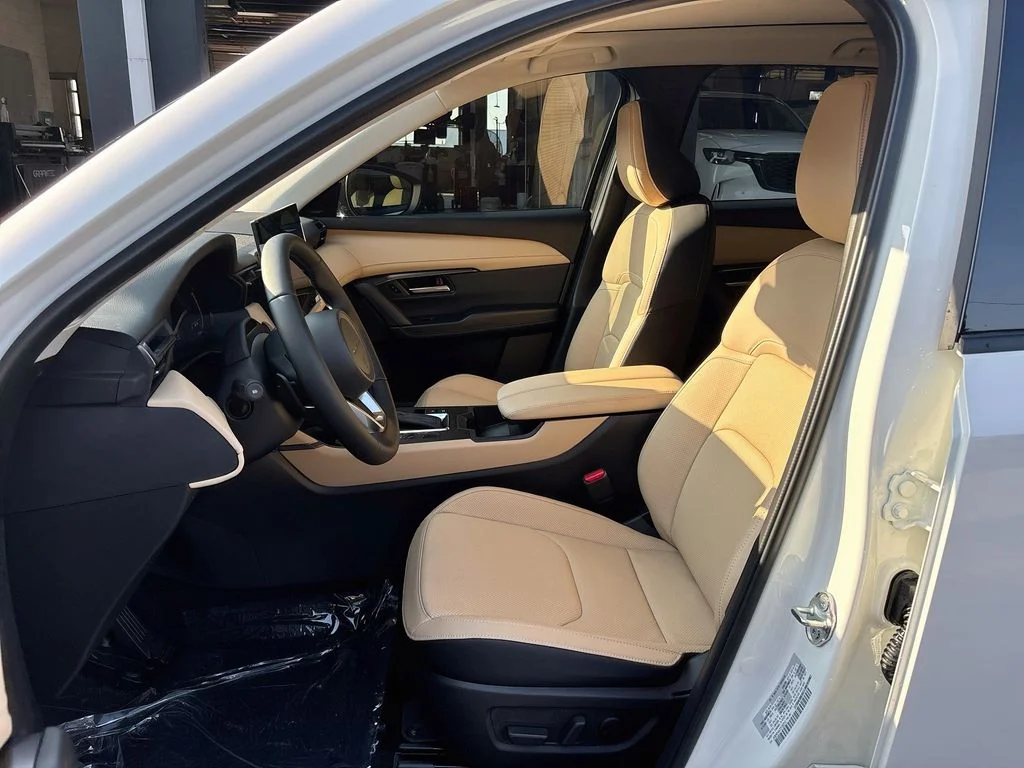 New 2026 Rhodium White Metallic Mazda 2.5 S Premium Plus AWD image 22