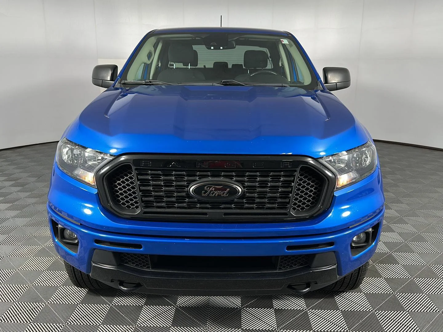 Used 2022 Velocity Blue Ford XLT image 11