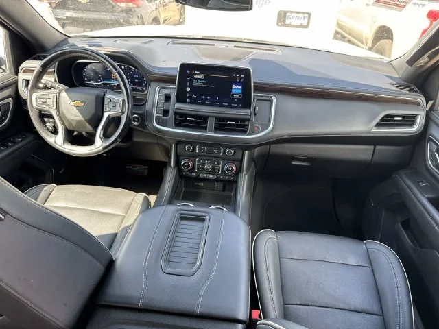 Used 2022 White Chevrolet Premier image 23