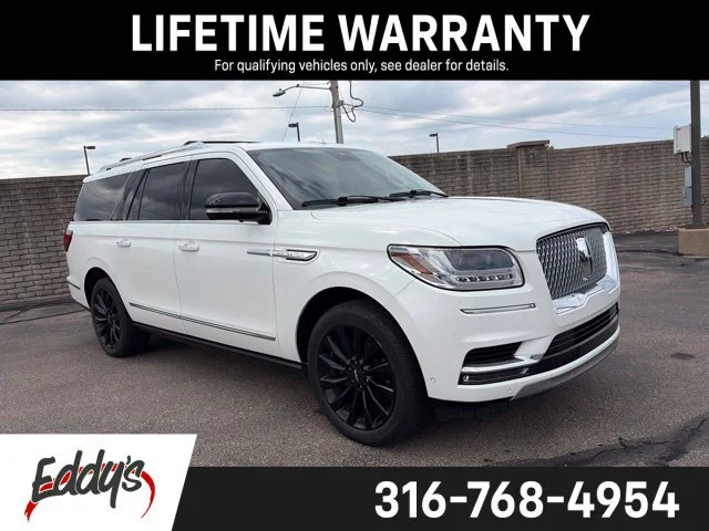 Used 2021 Pristine White Lincoln Reserve image 1