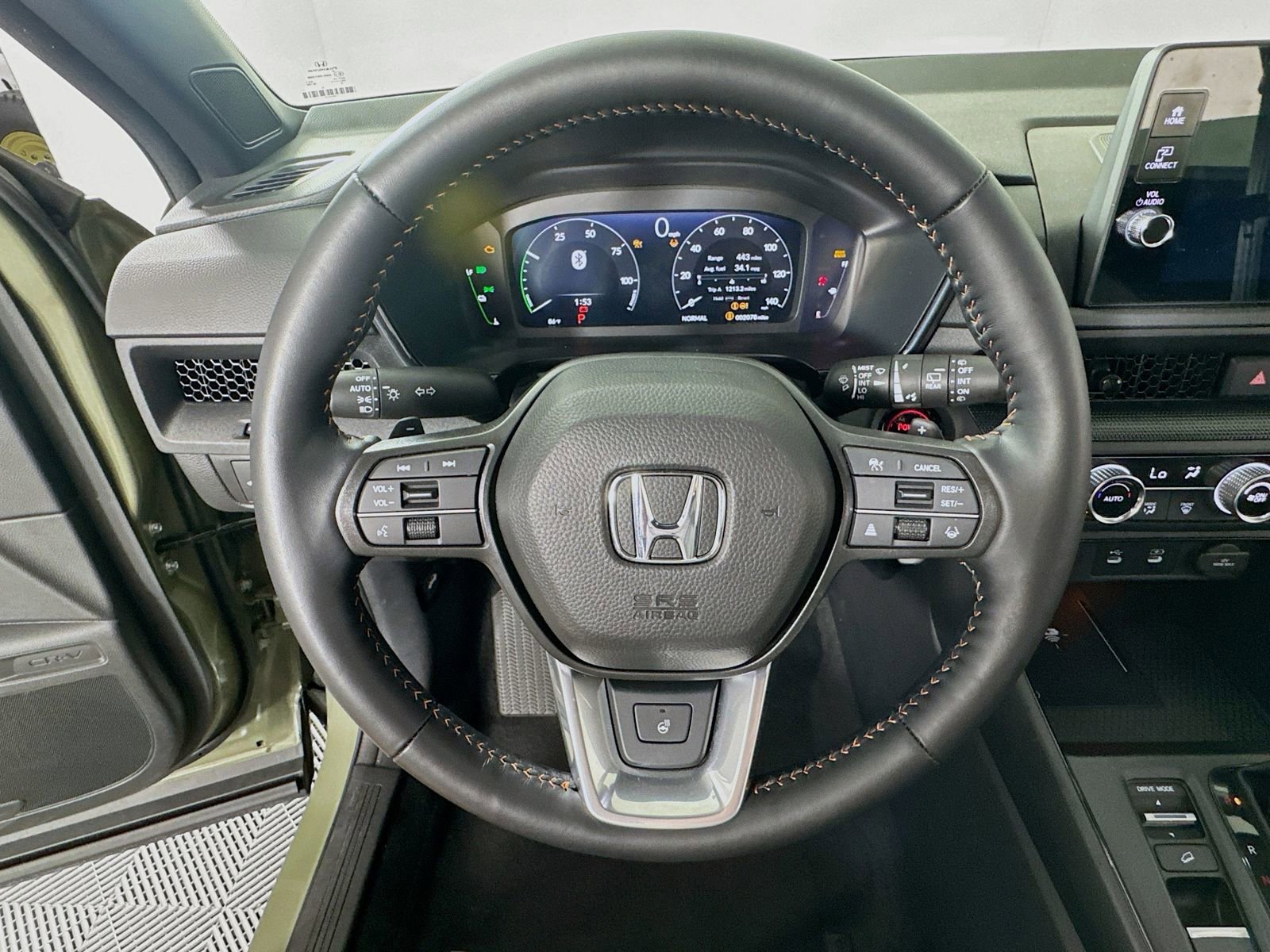 Certified Used 2026 Ash Green Metallic Honda AWD TrailSport Hybrid image 33