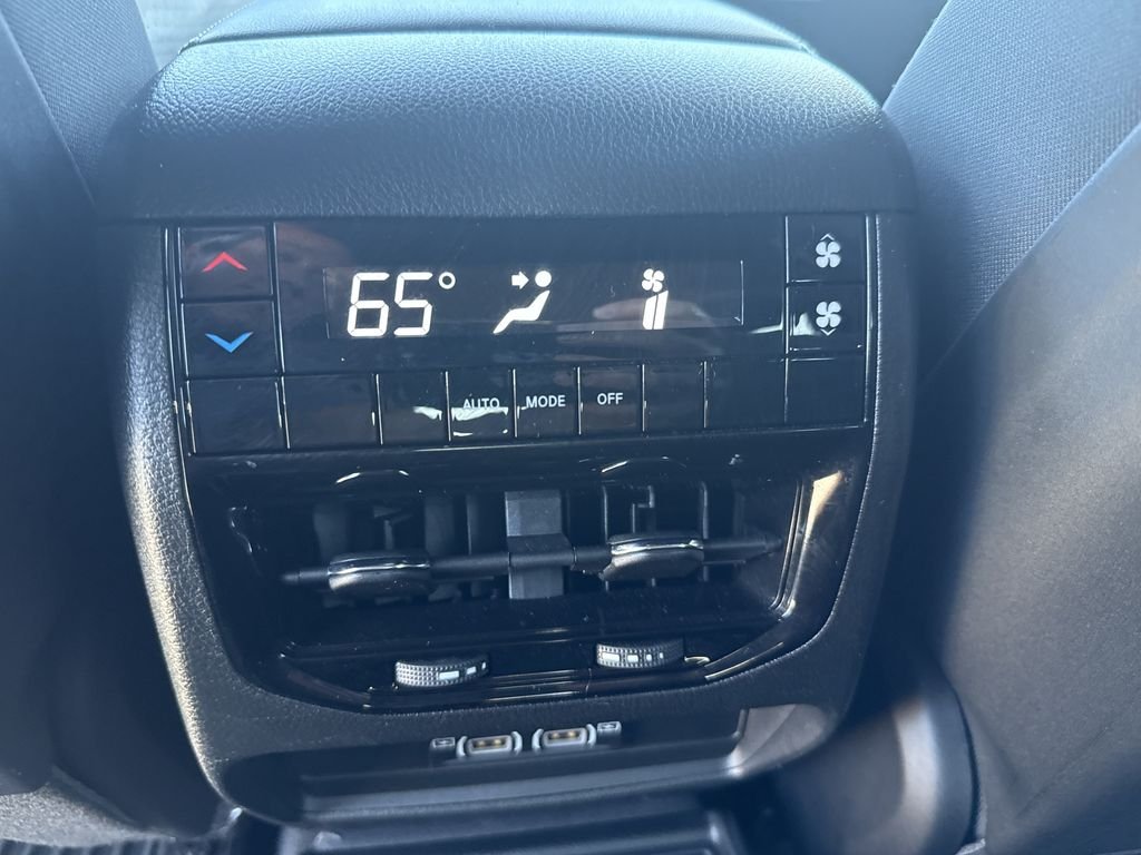 2025 Jeep Grand Cherokee L Laredo - Photo 32