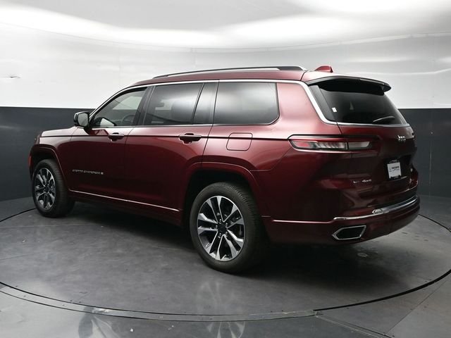 Used 2022 Velvet Jeep Overland image 7