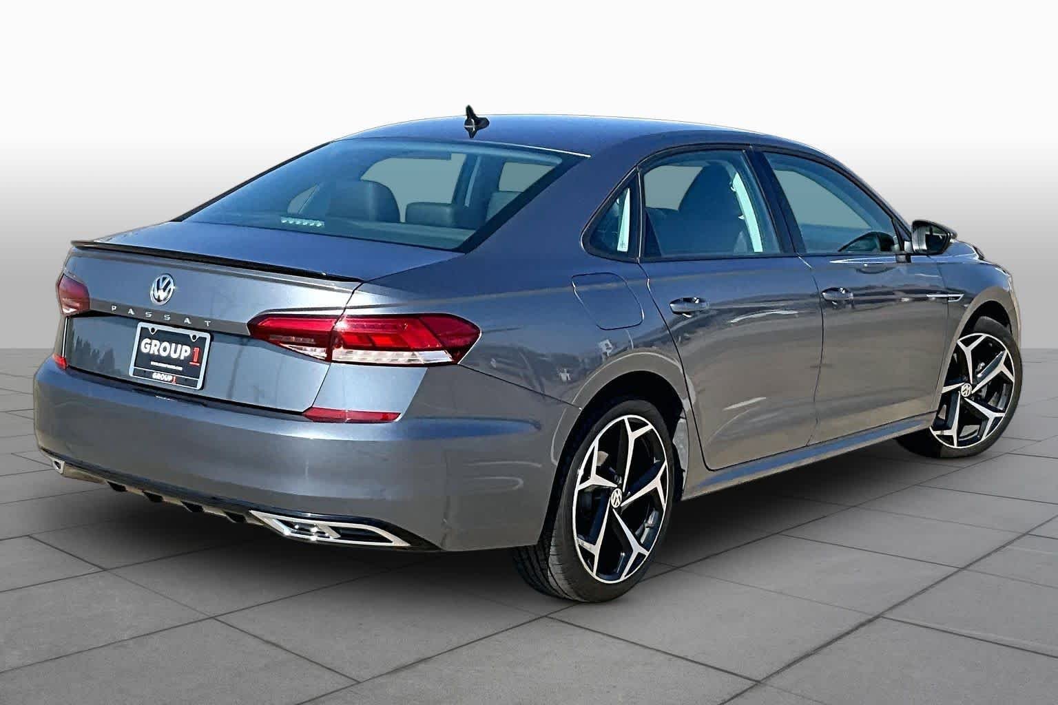 Used 2020 Platinum Gray Metallic Volkswagen 2.0T R-Line image 13