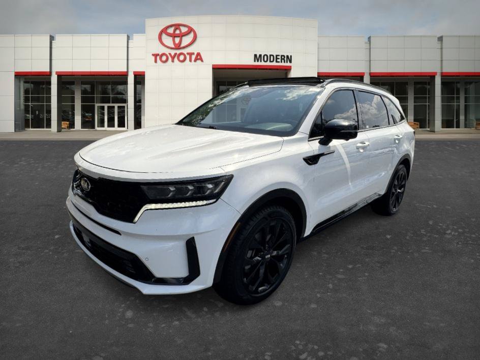 Used 2021 Glacial White Pearl Kia SX Prestige image 1