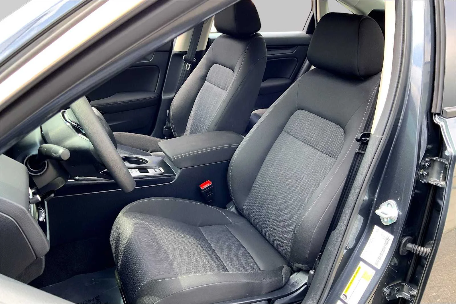 Used 2026 Meteorite Gray Metallic Honda LX image 9