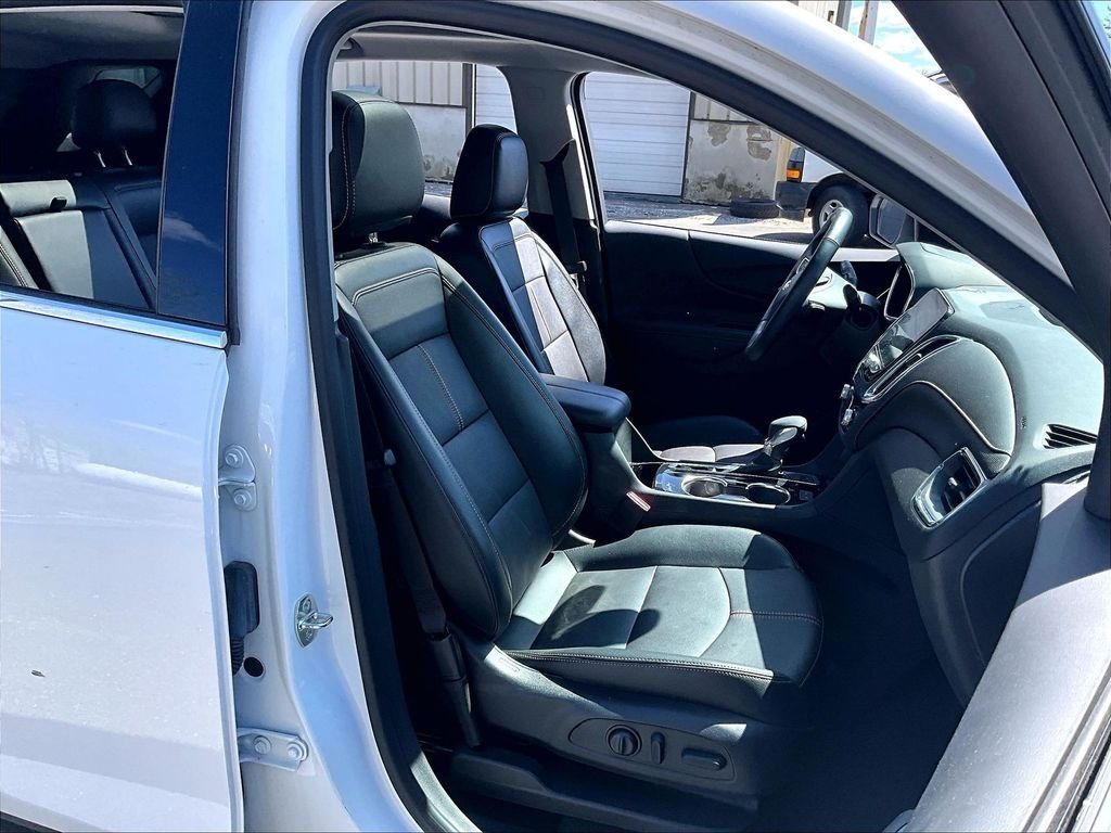 Used 2023 Summit White Chevrolet Premier image 11