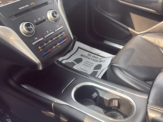 Used 2019 Gray Lincoln Reserve image 22