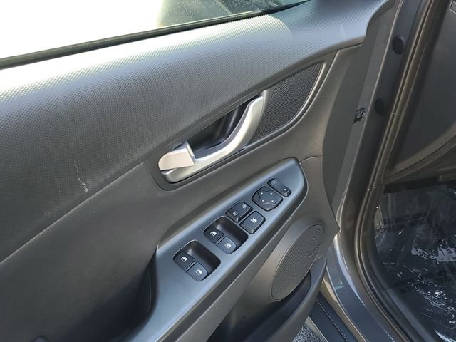 2023 Hyundai Kona Limited - Photo 11