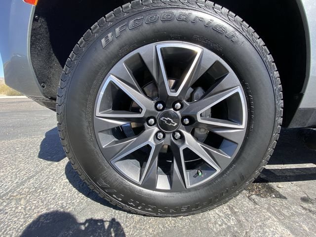 Used 2023 Sterling Gray Metallic Chevrolet Z71 image 10