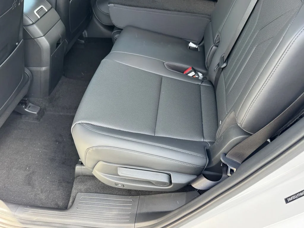 Used 2026 White Hyundai SEL image 12
