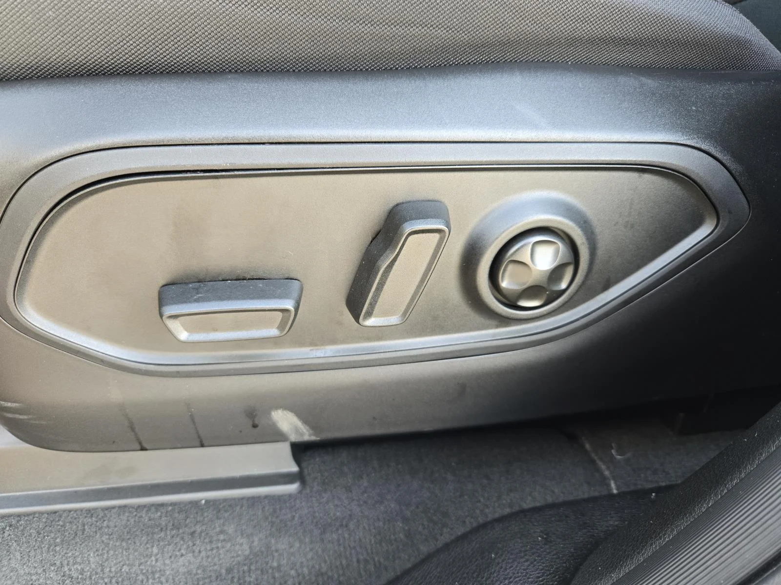 2025 Jeep Grand Cherokee Laredo - Photo 24