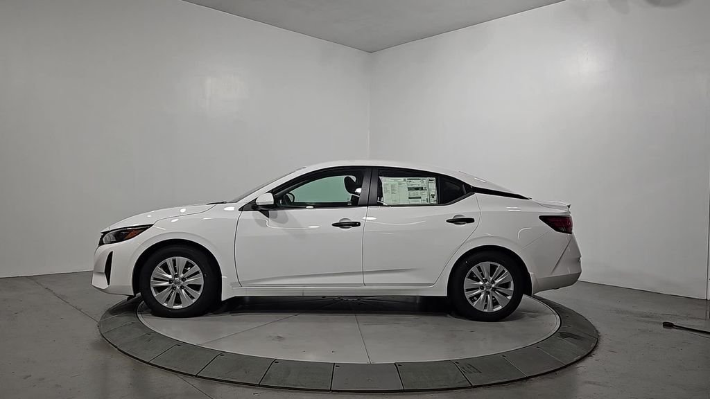 2025 Nissan Sentra S photo 2