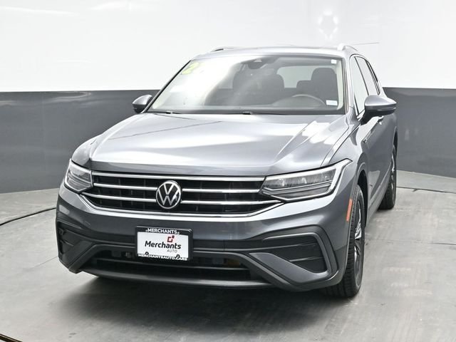Used 2022 Gray Volkswagen 2.0T SE image 2