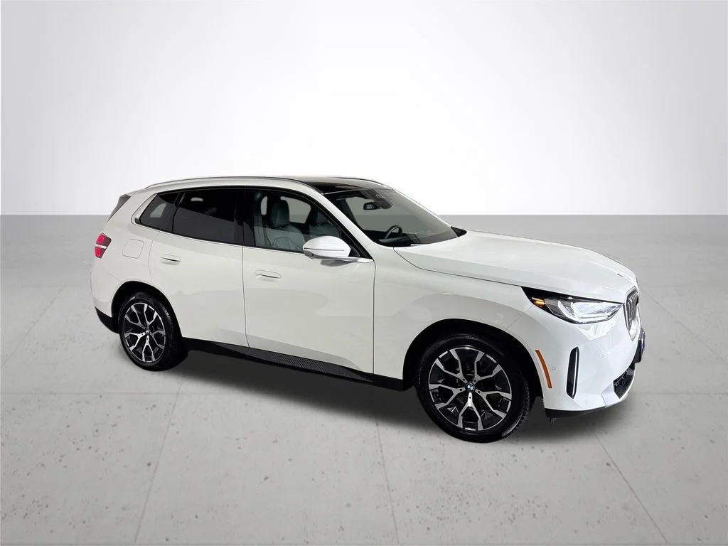 Used 2026 White BMW 30 xDrive image 4