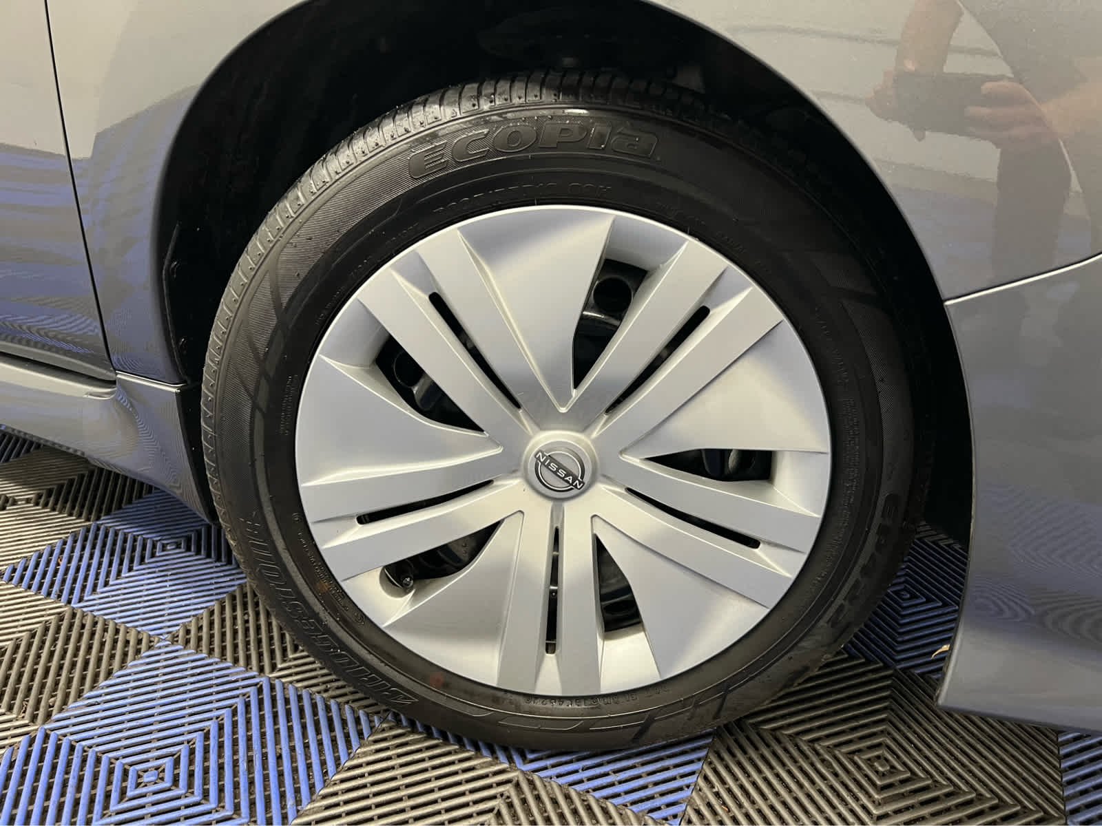 Used 2025 Gun Metallic Nissan S image 4