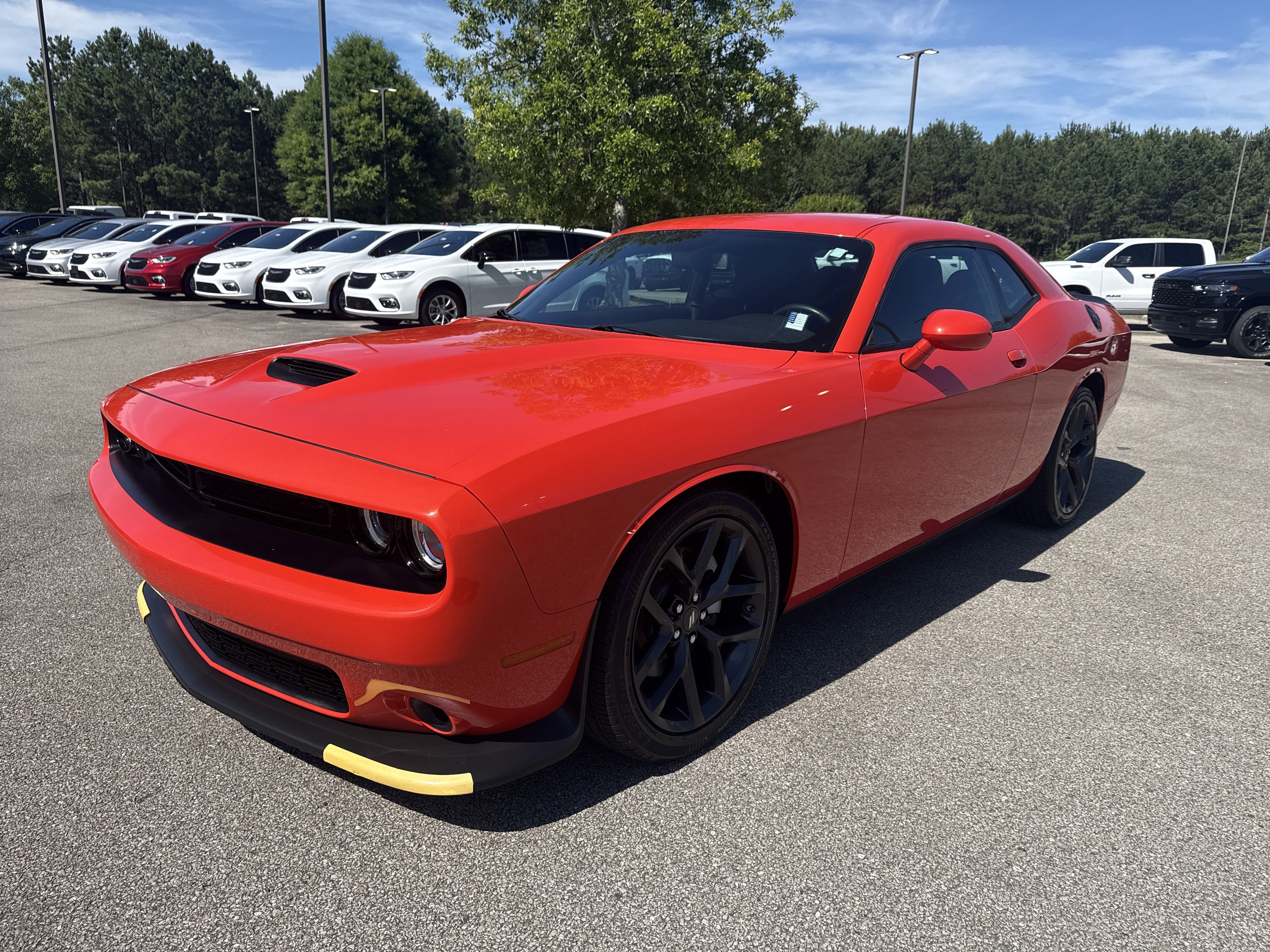 Used 2023 Go Mango Dodge GT image 3