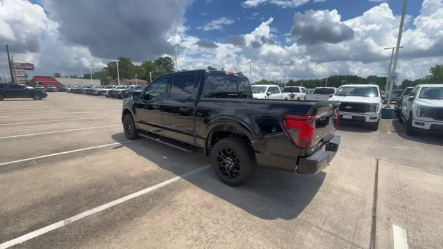 New 2026 Agate Black Metallic Ford XLT image 9