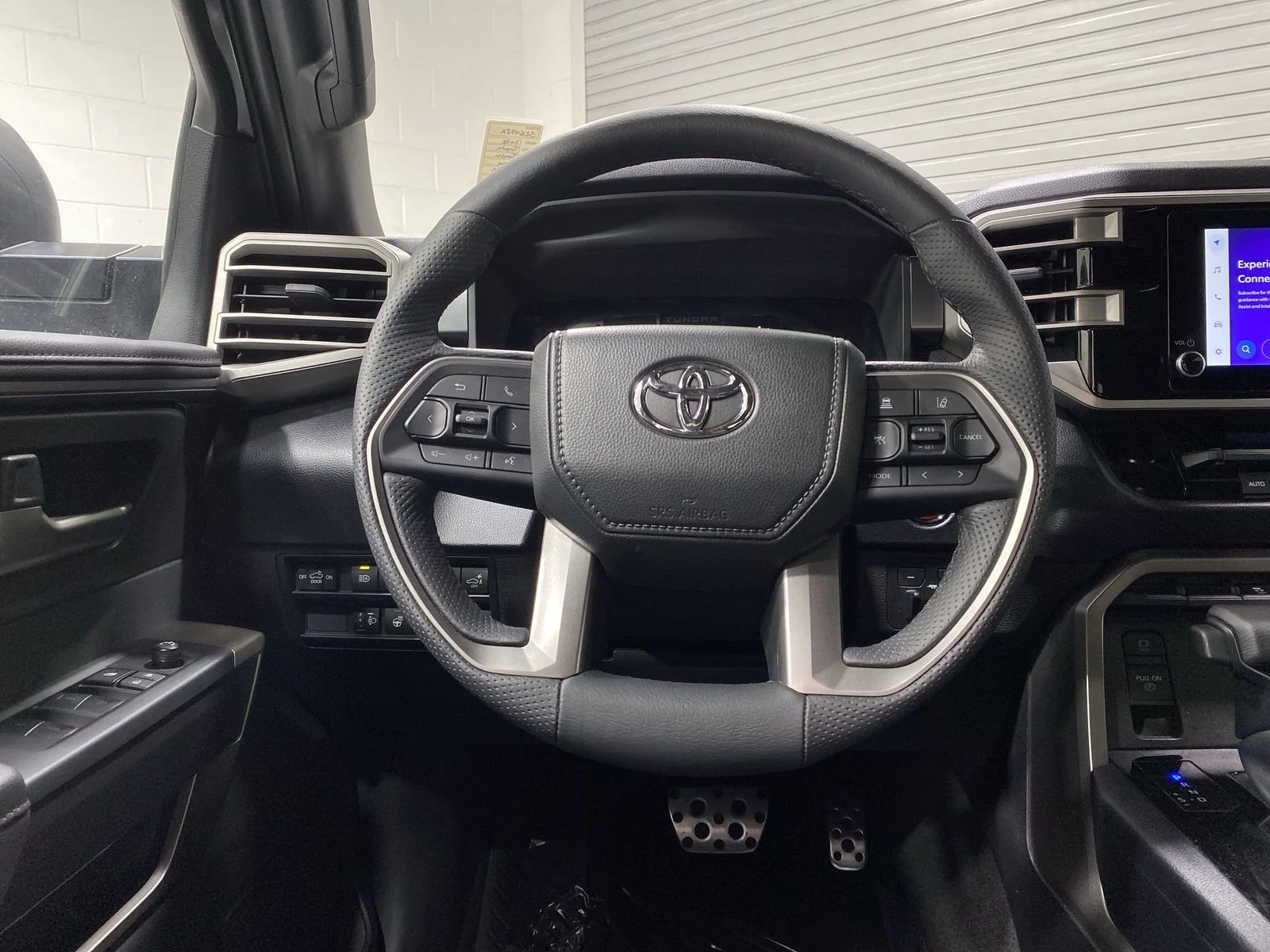 2025 Toyota Tundra SR5 - Photo 14