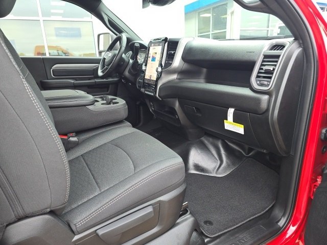 2026 Ram 2500 Tradesman photo 4