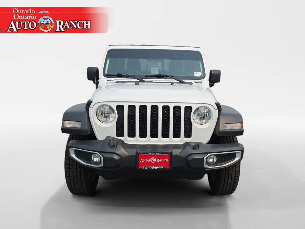 Used 2023 Copper Jeep Sport S image 8